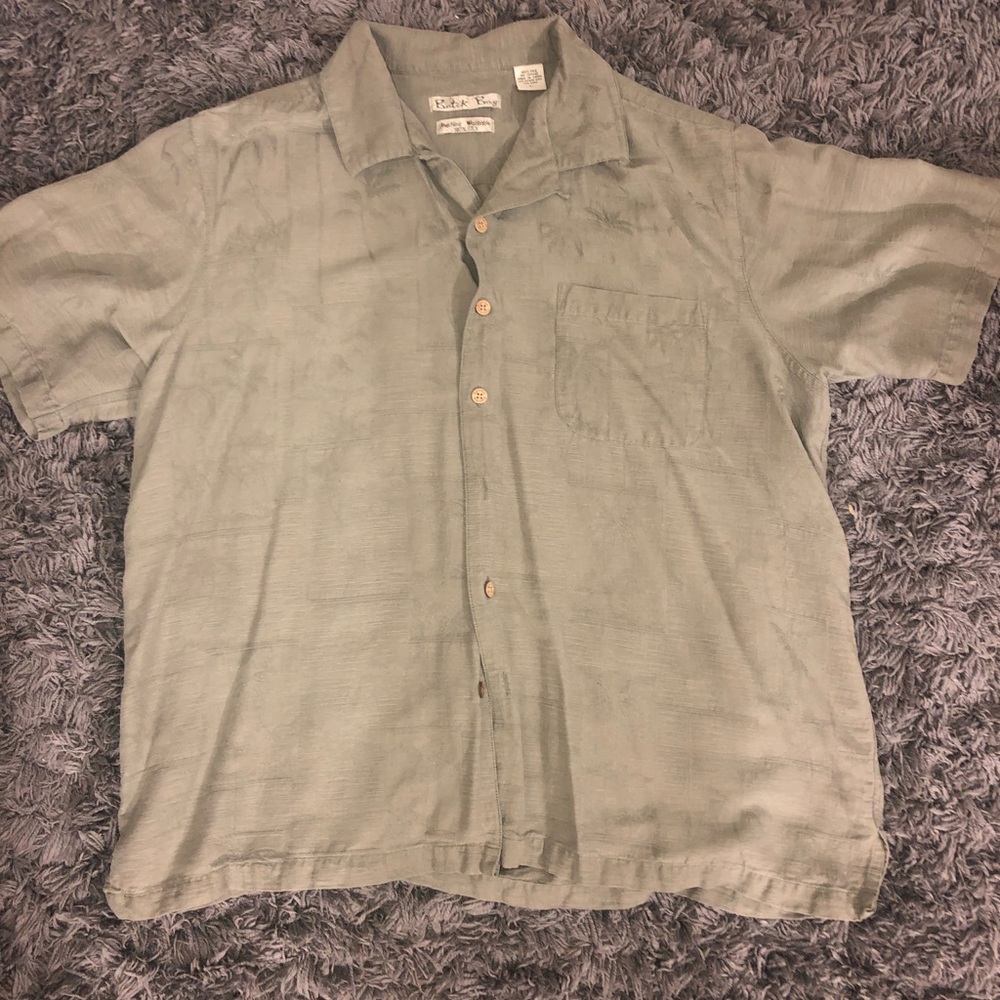 GREEN PALM TREE SHIRT!